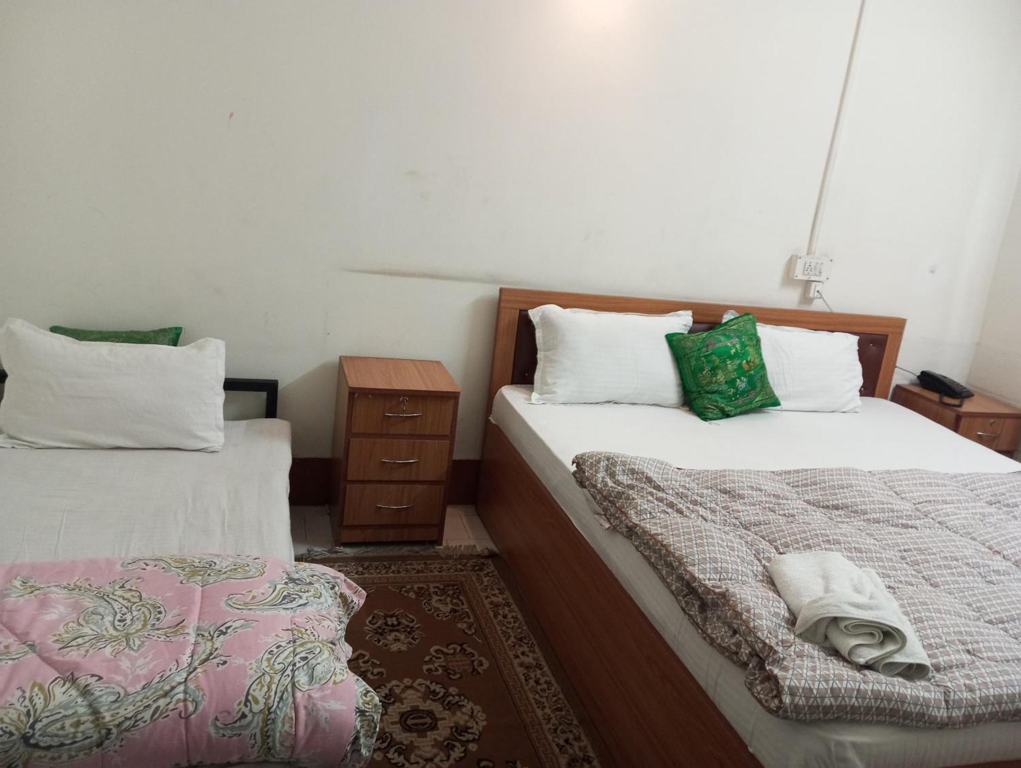 Hotel Lhasa Гангток Экстерьер фото